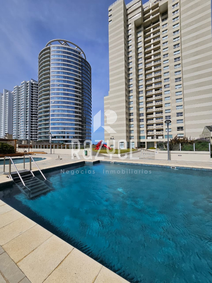 Apartamento ID.382 - Venta & Alquiler de Temporada ,primera linea playa Brava, pda 9.