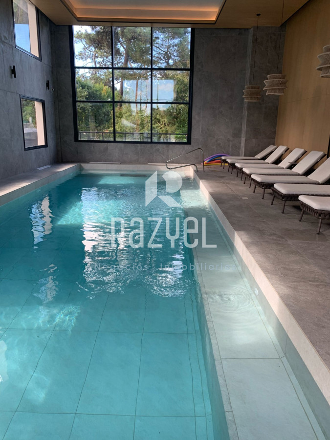 Apartamento ID.903 - Sea Garden 1 dorm en alquiler anual - 