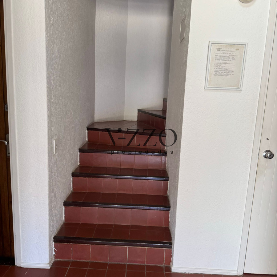 Apartamento ID.1039/Alquiler-temporal---Parada-7---Playa-Brava.- - Alquiler temporal - Parada 7 - Playa Brava. 