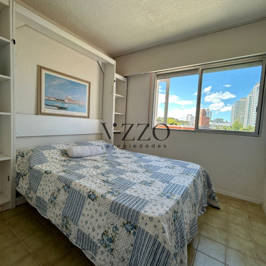 Apartamento ID.1039/Alquiler-temporal---Parada-7---Playa-Brava.- - Alquiler temporal - Parada 7 - Playa Brava. 
