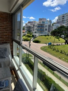 Apartamento ID.1039/Alquiler-temporal---Parada-7---Playa-Brava.- - Alquiler temporal - Parada 7 - Playa Brava. 