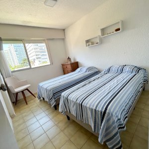Apartamento ID.1039/Alquiler-temporal---Parada-7---Playa-Brava.- - Alquiler temporal - Parada 7 - Playa Brava. 