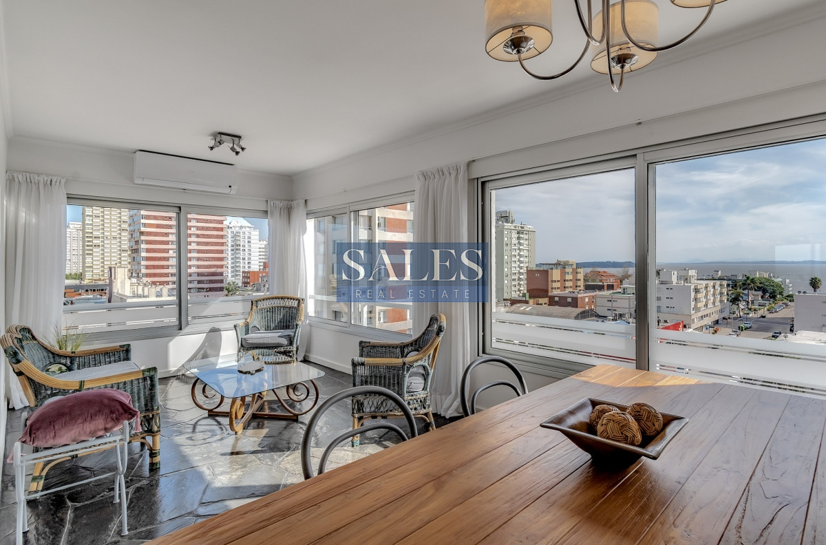 Apartamento ID.640 - Apartamento en Venta Punta del Este 2 Dormitorios 2 Baños