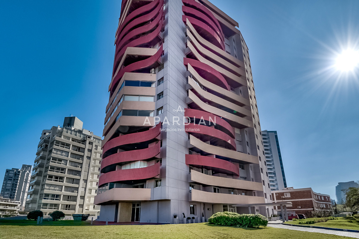 Apartamento ID.21097676 - Apartamento en Venta de 2 Dormitorios y 2 Baños Aidy Grill 