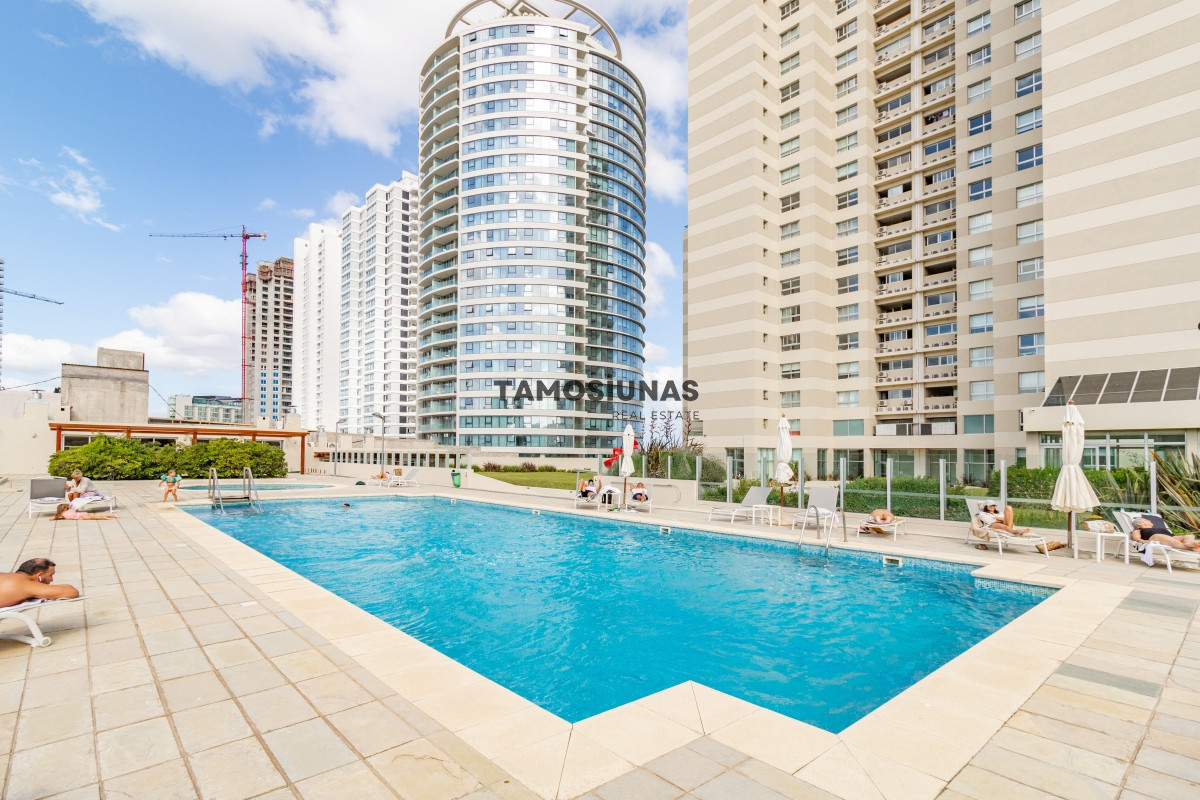 Apartamento ID.390 - Apartamento en Venta 4 dormitorios Frente al Mar 