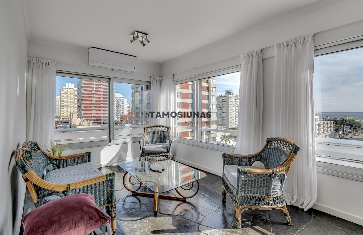 Apartamento ID.412 - Apartamento en Venta Punta del Este 2 Dormitorios 2 Baños