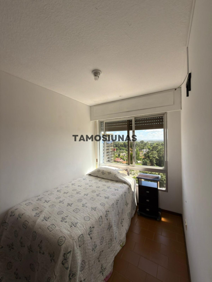 Apartamento ID.668 - VENTA DE APARTAMENTO DE 3 DORMITORIOS 4 BAÑOS VISTA AL MAR ROOSEVELT