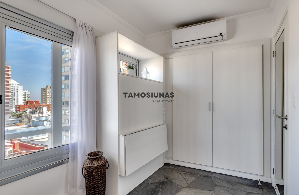 Apartamento ID.412 - Apartamento en Venta Punta del Este 2 Dormitorios 2 Baños