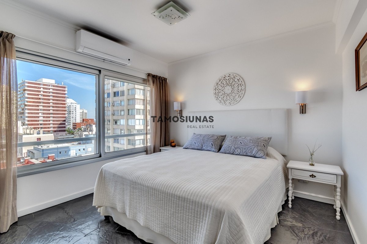 Apartamento ID.412 - Apartamento en Venta Punta del Este 2 Dormitorios 2 Baños