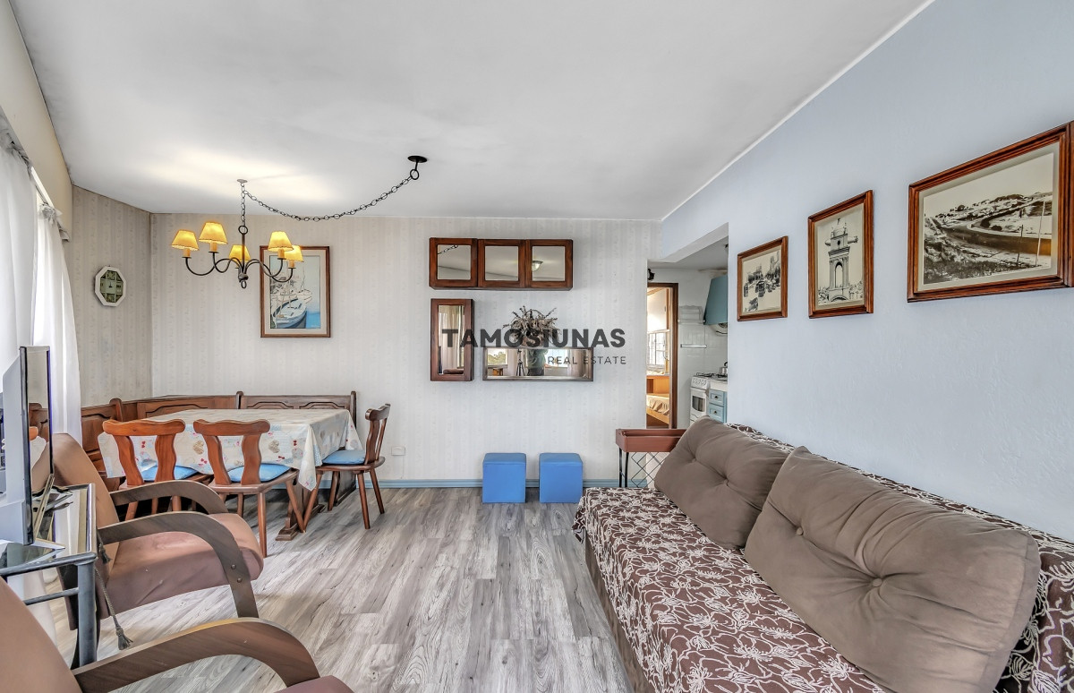 Apartamento ID.422 - Apartamento en Venta de 1 Dormitorio y Medio Playa Mansa
