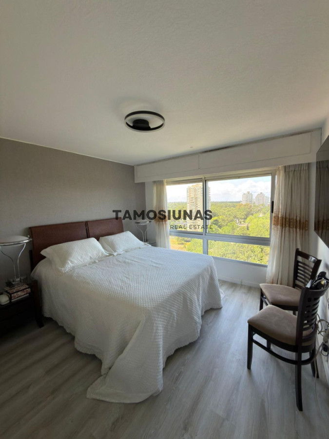Apartamento ID.668 - VENTA DE APARTAMENTO DE 3 DORMITORIOS 4 BAÑOS VISTA AL MAR ROOSEVELT