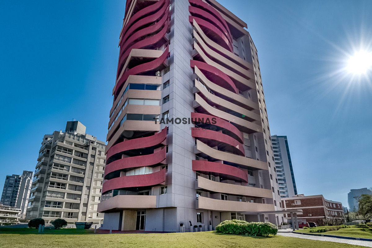 Apartamento ID.532 - Apartamento en Venta de 2 Dormitorios y 2 Baños Aidy Grill 