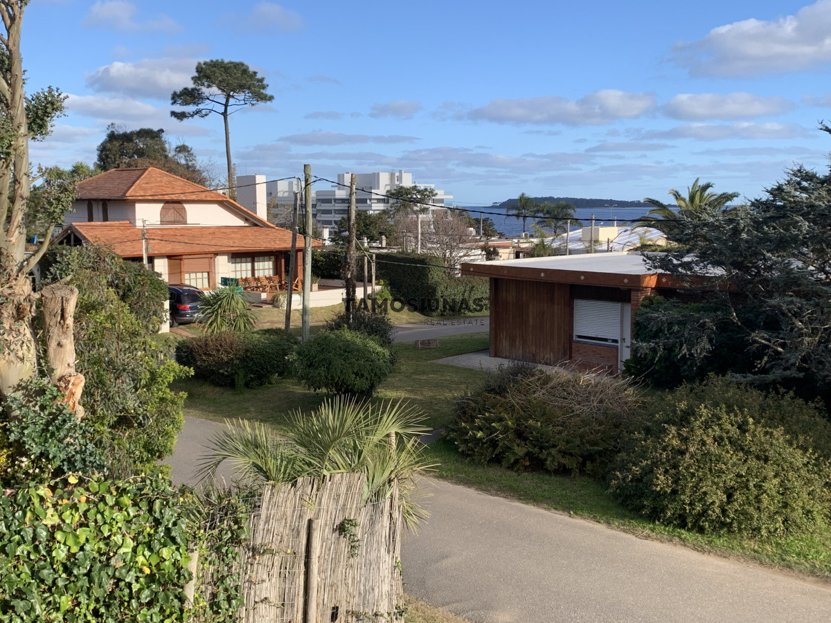 Apartamento ID.533 - Apartamento En Venta 2 Dormitorios Playa Mansa 
