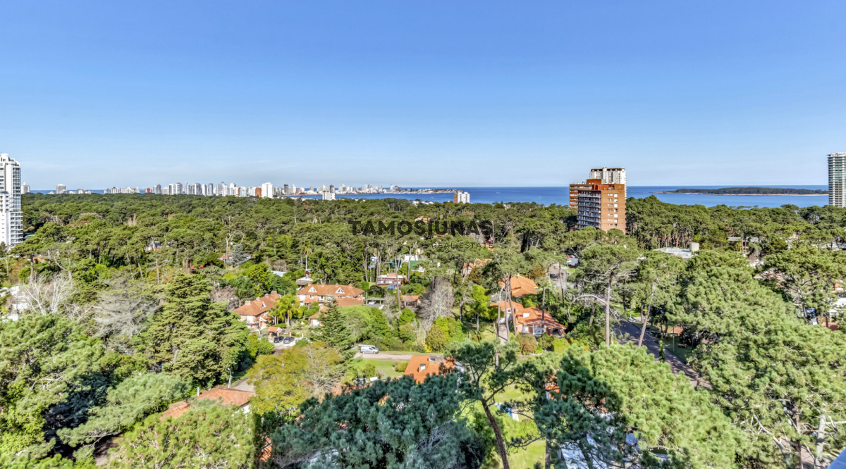 Apartamento ID.668 - VENTA DE APARTAMENTO DE 3 DORMITORIOS 4 BAÑOS VISTA AL MAR ROOSEVELT