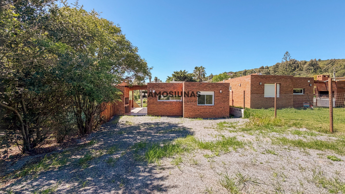 Casa ID.753 - Casa en venta en Piriapolis 2 dormitorios 