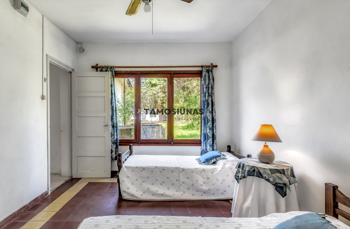 Casa ID.462 - Casa en Venta Playa Grande de 3 dormitorios y 2 baños
