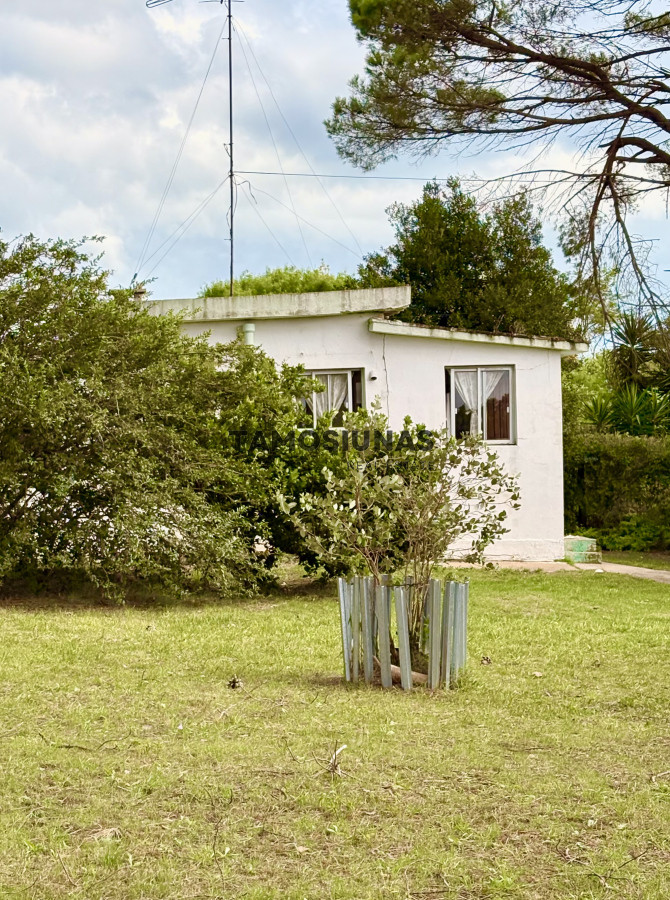Casa ID.598 - Casa en Venta de Dos Dormitorios 