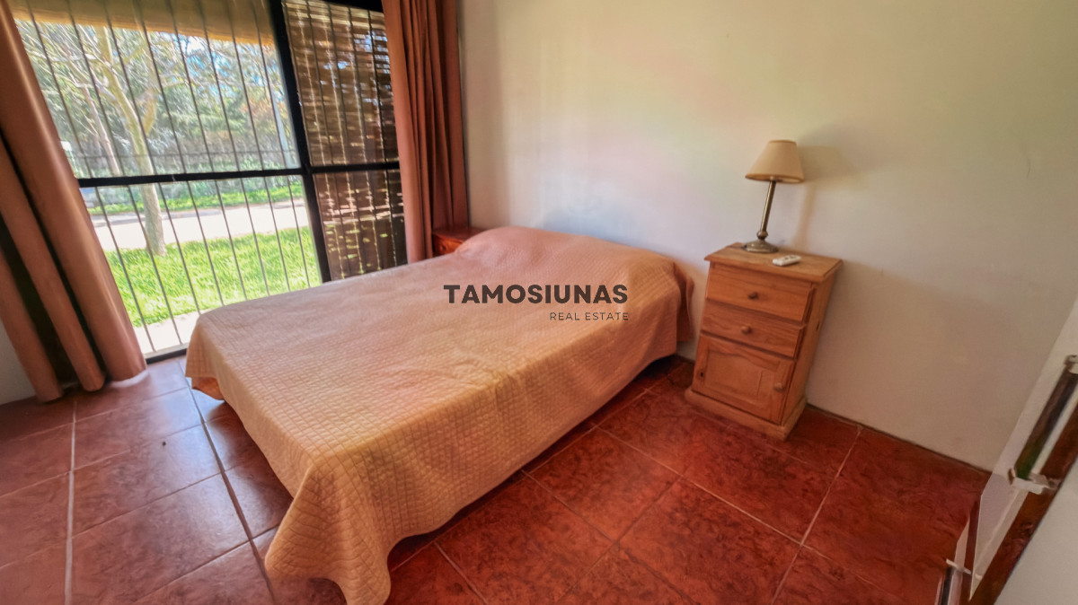 Casa ID.744 - Venta de complejo de 5 casas de 1 dormitorio a 150 Mts del mar