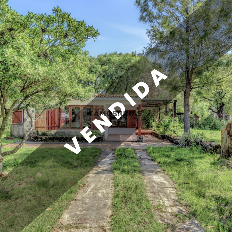 Casa ID.462 - Casa en Venta Playa Grande de 3 dormitorios y 2 baños