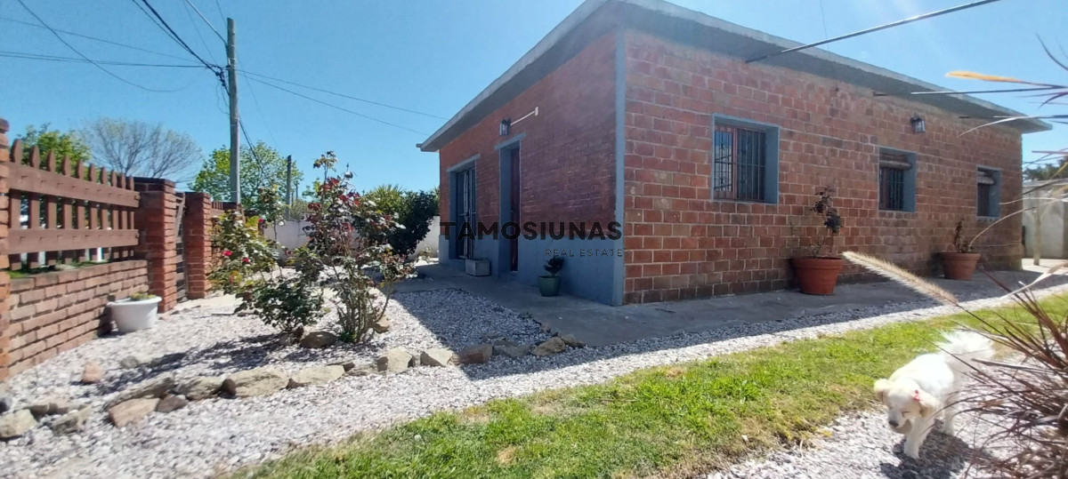 Casa ID.504 - Casa en Venta de 3 Dormitorios Barrio Las Cooperativas 