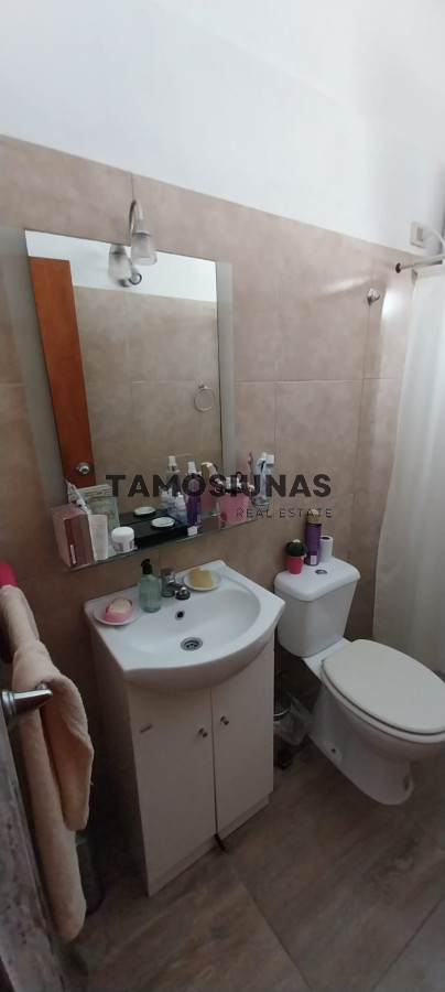 Casa ID.504 - Casa en Venta de 3 Dormitorios Barrio Las Cooperativas 