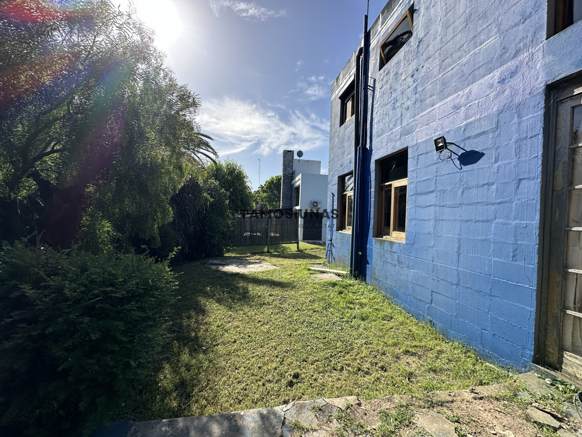 Casa ID.625 - Venta de casa 4 dormitorios a 2 cuadras del mar