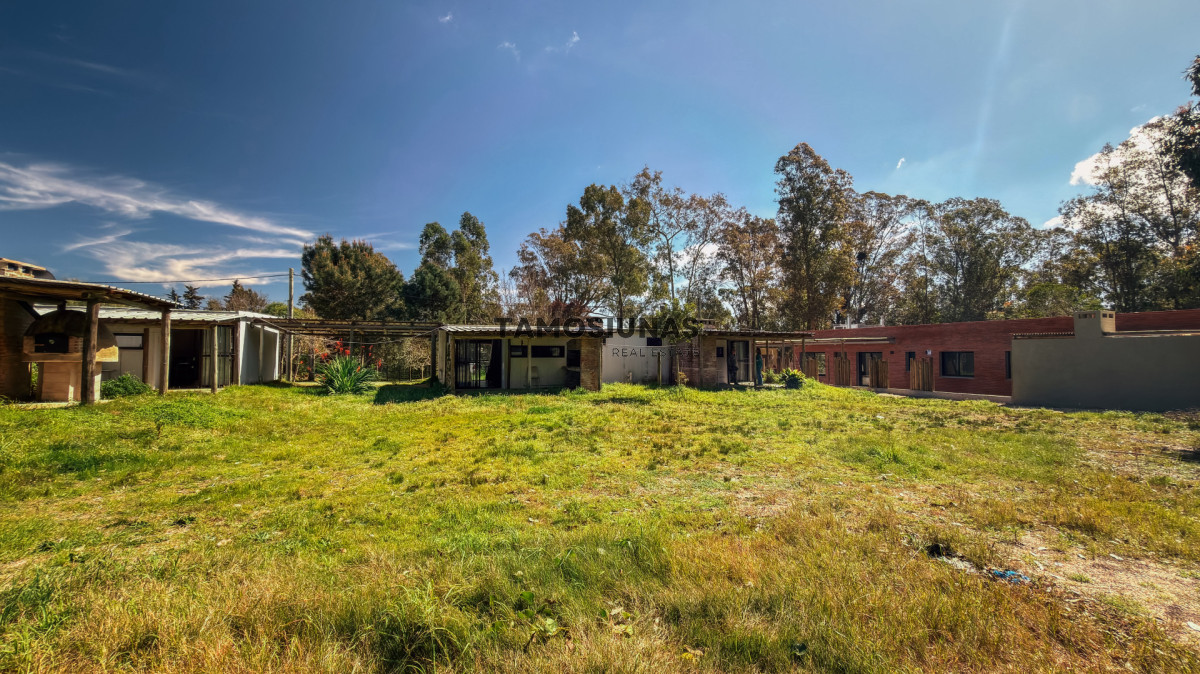 Casa ID.744 - Venta de complejo de 5 casas de 1 dormitorio a 150 Mts del mar