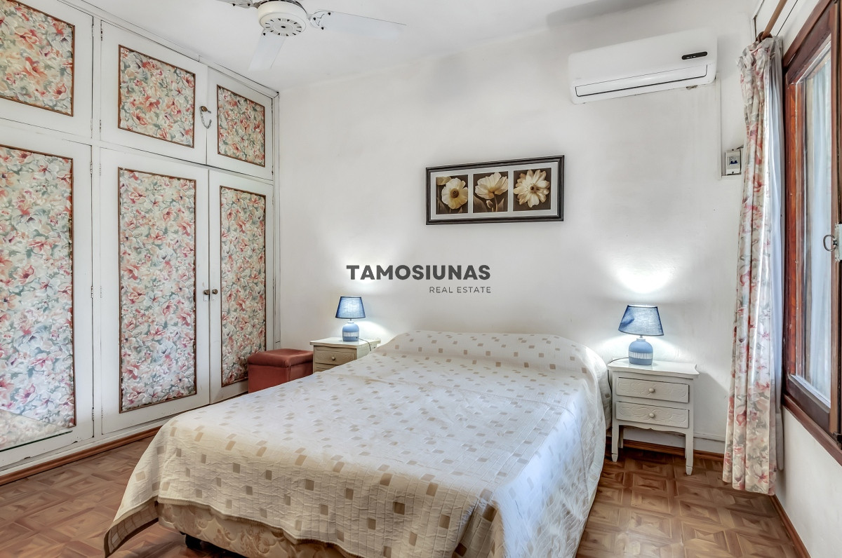 Casa ID.462 - Casa en Venta Playa Grande de 3 dormitorios y 2 baños