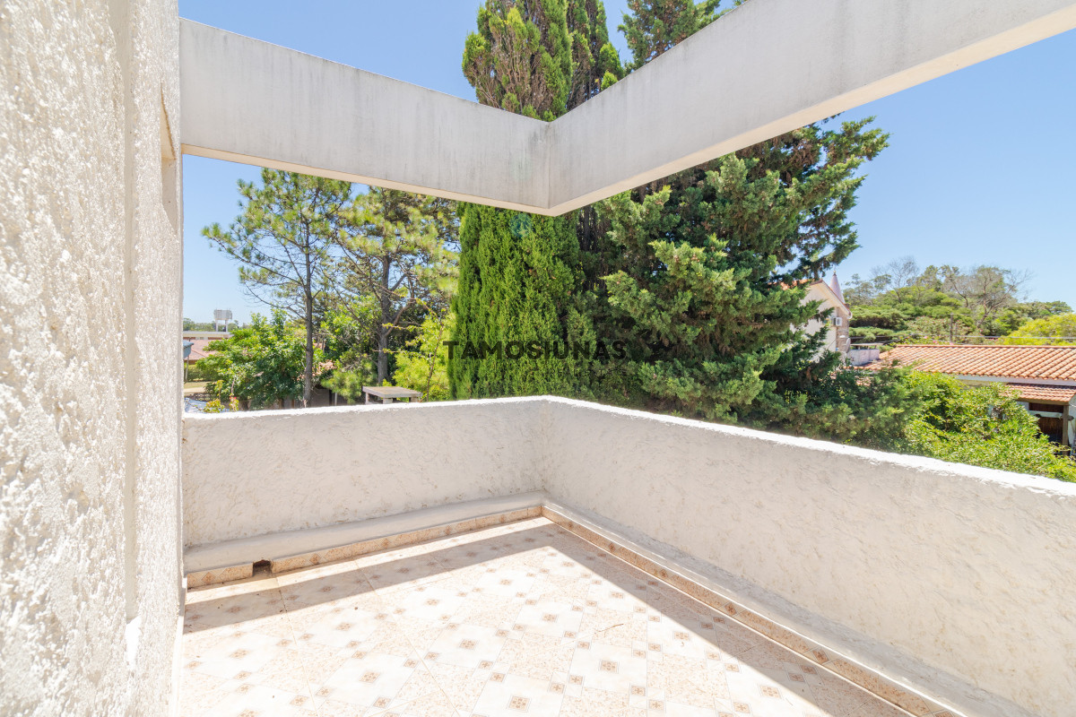 Casa ID.637 - Venta y alquiler temporal casa exclusiva frente al mar