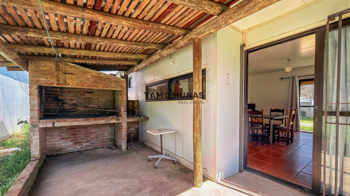 Casa ID.744 - Venta de complejo de 5 casas de 1 dormitorio a 150 Mts del mar