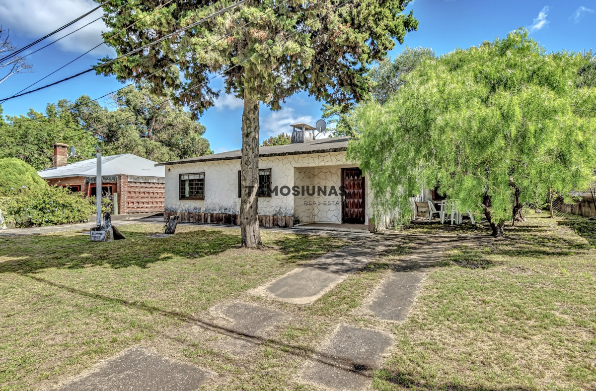 Casa ID.382 - 2 Casas en Venta en Piriápolis 