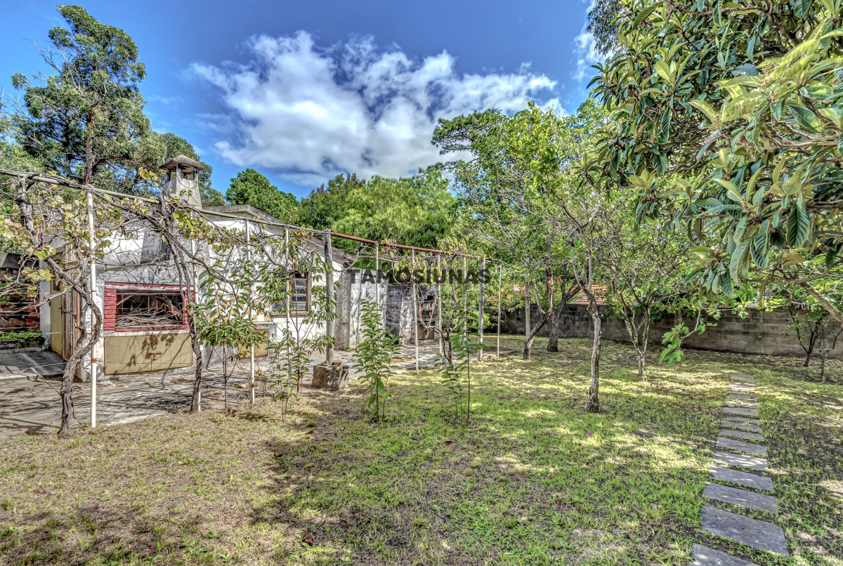 Casa ID.382 - 2 Casas en Venta en Piriápolis 