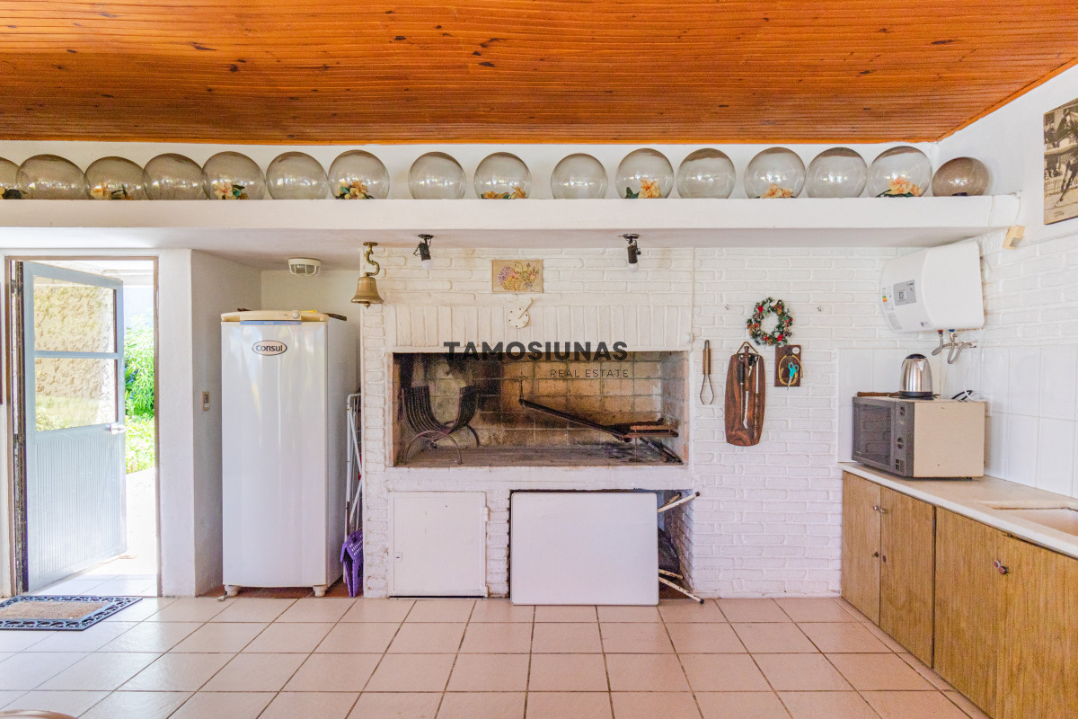 Casa ID.637 - Venta y alquiler temporal casa exclusiva frente al mar