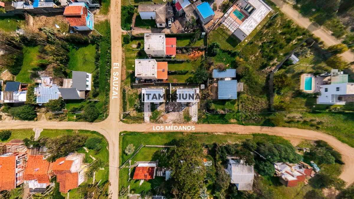 Casa ID.734 - Casa en Venta Punta Colorada 2 dormitorios 2 baños 