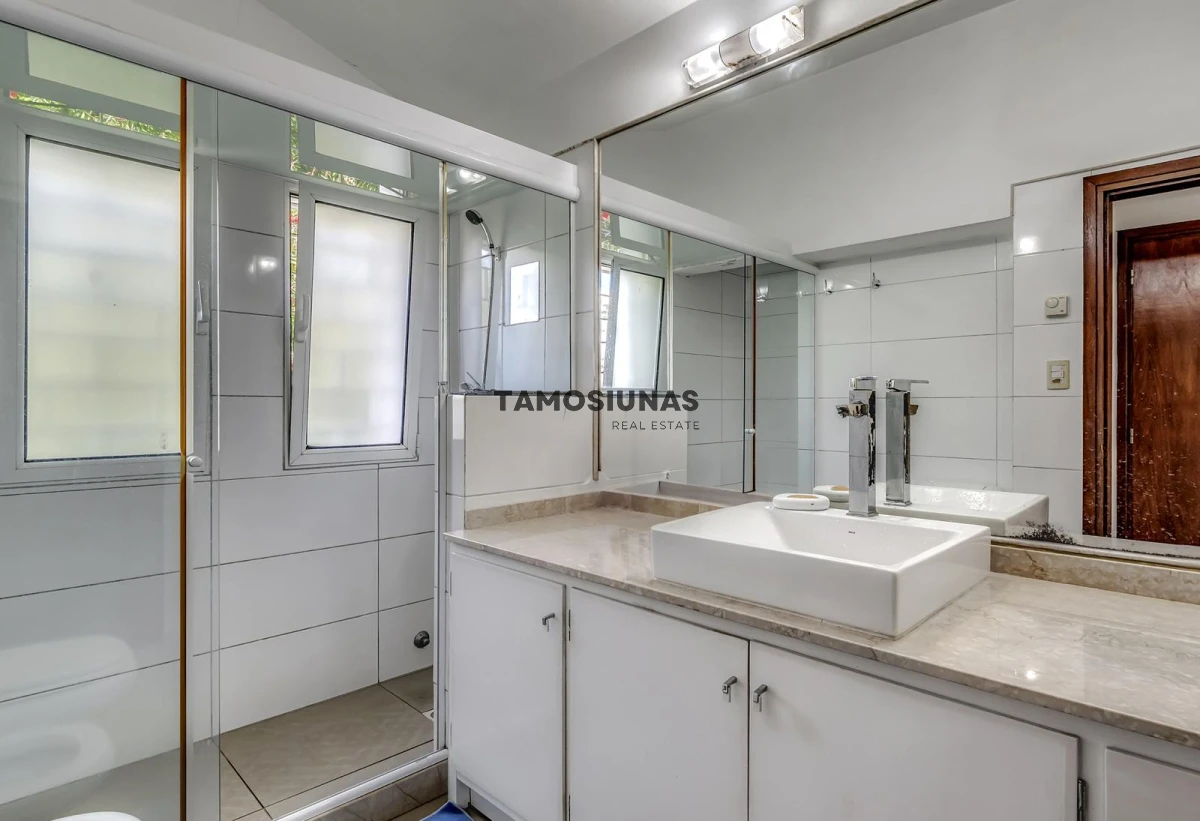 Casa ID.589 - Casa en Venta Solís 4 dormitorios 