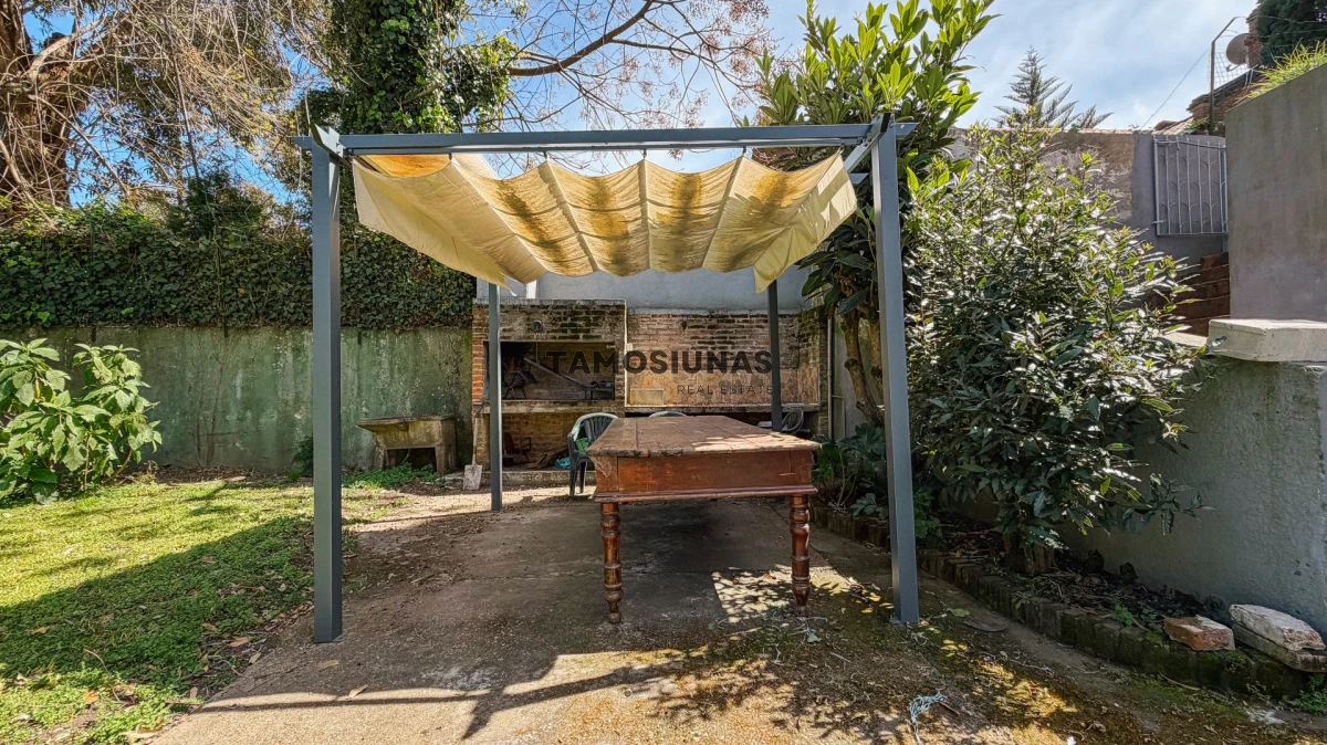 Casa ID.750 - Casa en Venta y alquiler anual de 4 dormitorios y 3 baños las delicias 