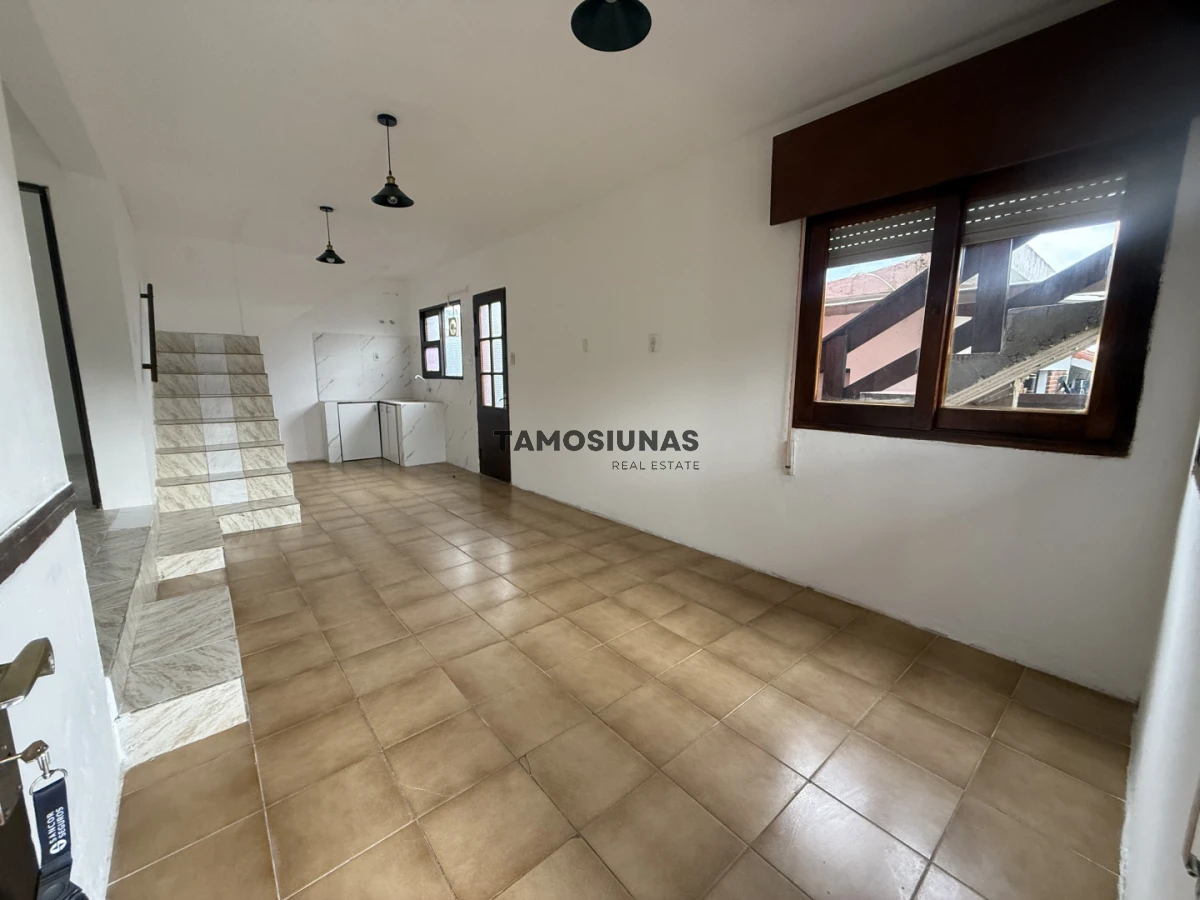 Casa ID.707 - Casa en Alquiler anual 2 dormitorios 