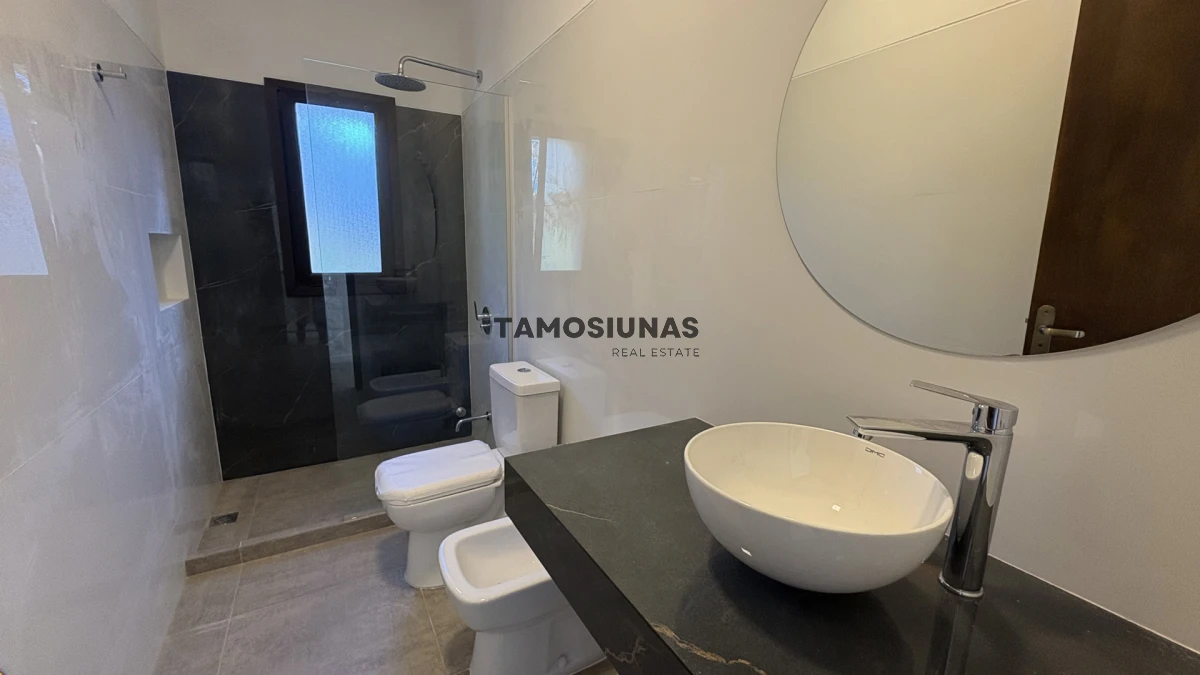 Casa ID.748 - Venta de casa de 3 dormitorios 2 baños Punta Colorada 