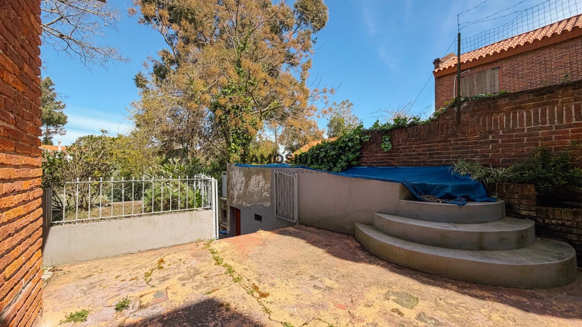 Casa ID.750 - Casa en Venta y alquiler anual de 4 dormitorios y 3 baños las delicias 