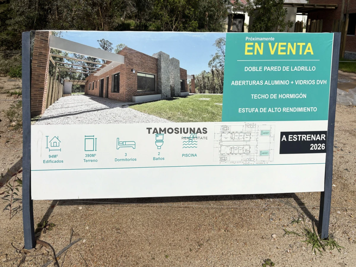 Casa ID.748 - Venta de casa de 3 dormitorios 2 baños Punta Colorada 