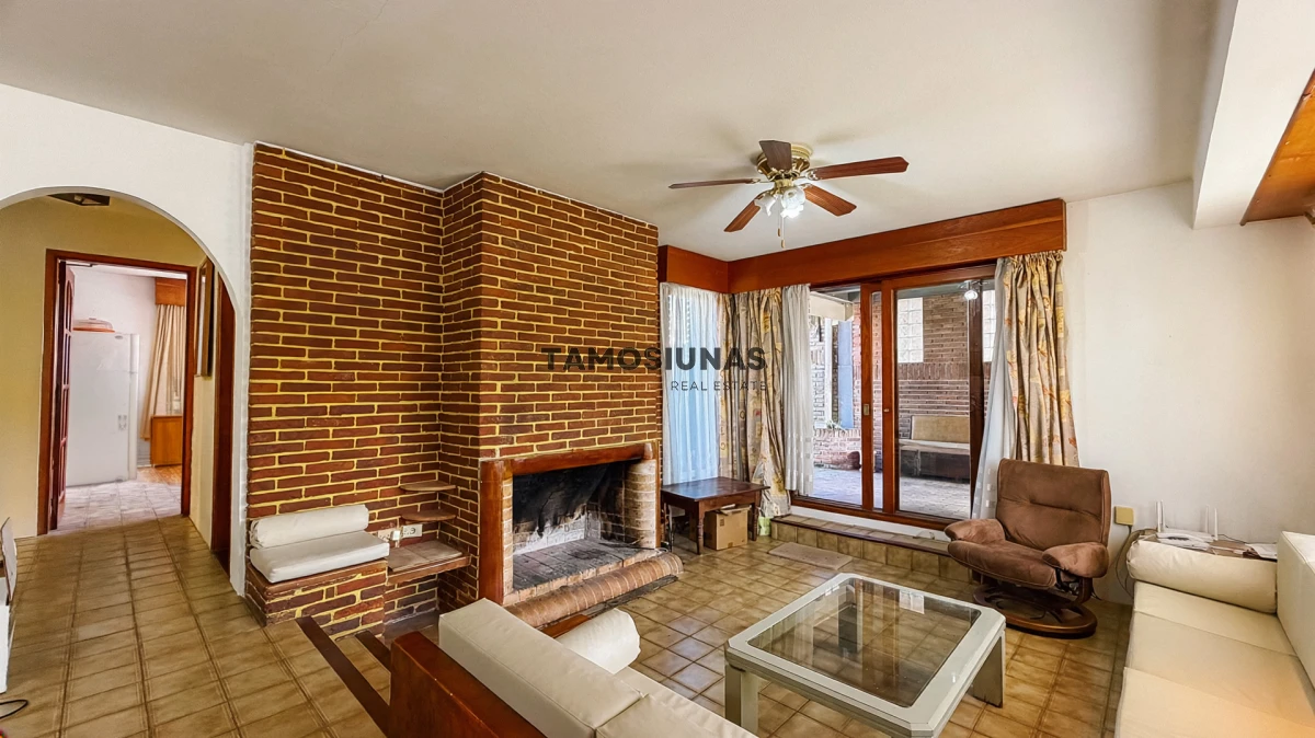 Casa ID.750 - Casa en Venta y alquiler anual de 4 dormitorios y 3 baños las delicias 