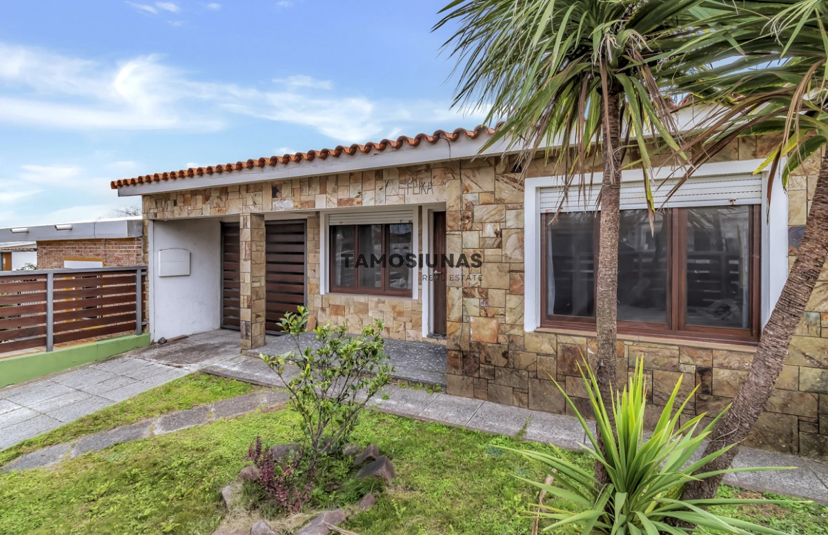 Casa ID.623 - Venta de Casa + Depto en el centro de Piriapolis.