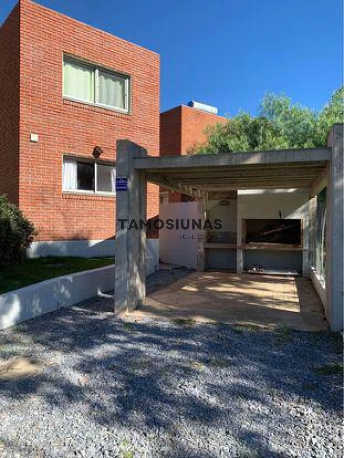 Casa ID.426 - Casa en alquiler anual Piriapolis Portales