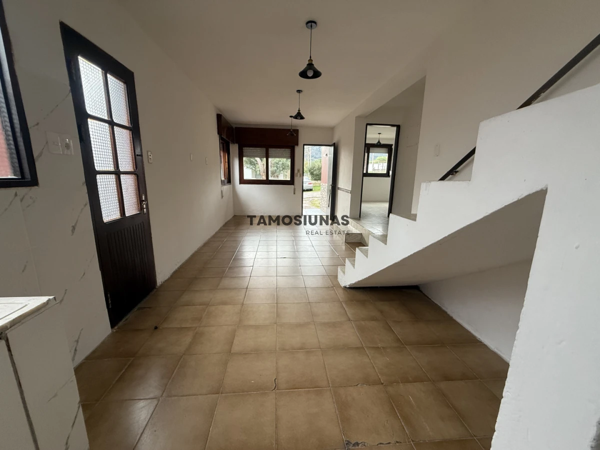 Casa ID.707 - Casa en Alquiler anual 2 dormitorios 