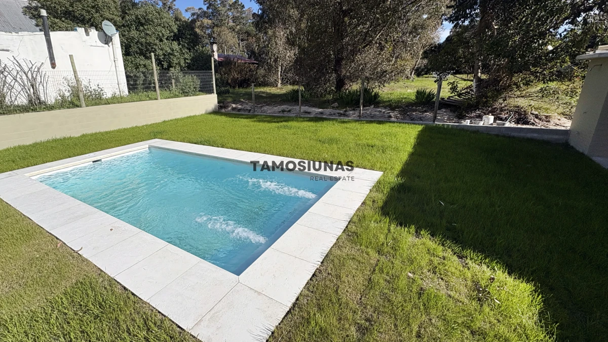 Casa ID.748 - Venta de casa de 3 dormitorios 2 baños Punta Colorada 