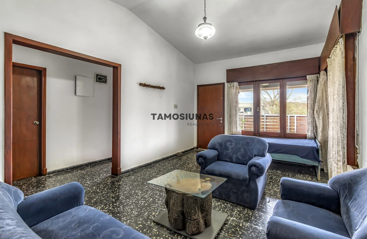 Casa ID.623 - Venta de Casa + Depto en el centro de Piriapolis.