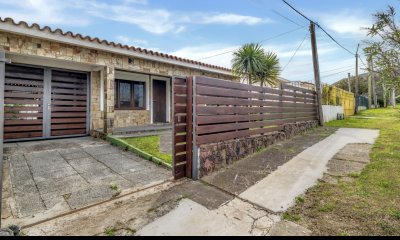 Venta de Casa + Depto en el centro de Piriapolis.