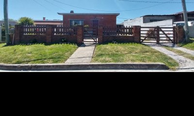 Casa en Venta de 3 Dormitorios Barrio Las Cooperativas