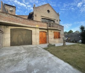 Venta de Casa ph 3 dormitorios con vista al mar