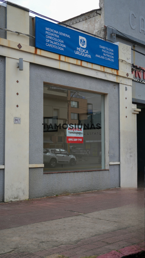 Local Comercial ID.615 - Local en venta y alquiler Piriapolis centro 